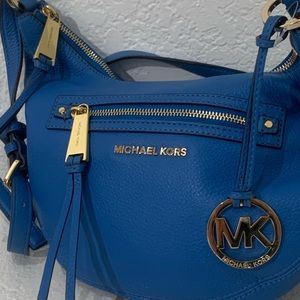 MICHAEL KORS LYDIA PEBBLED LEATHER SHOULDER BAG
